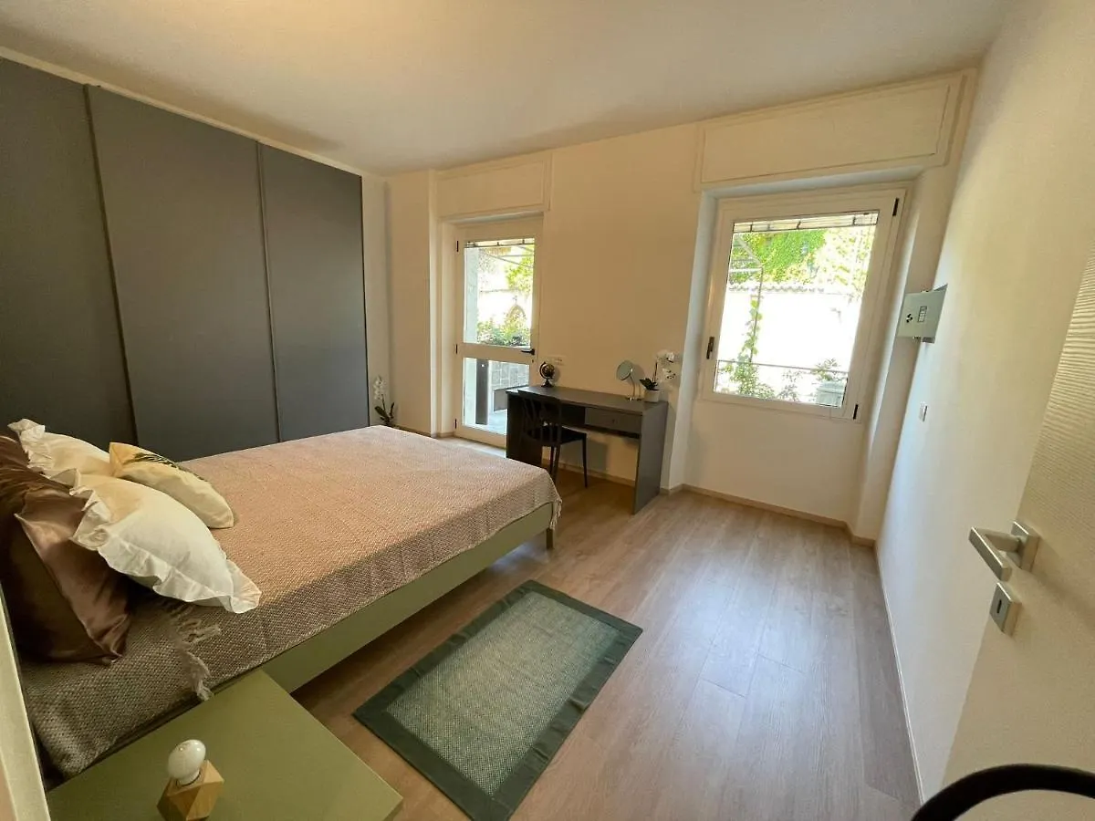 Valeria Apartment Bardolino 0*,